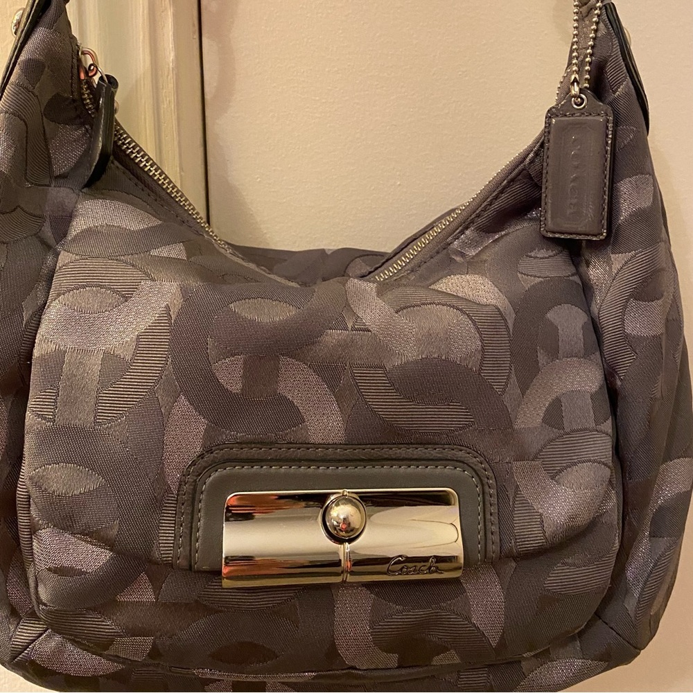 COACH 18295 Charcoal Grey and SilverHOBO STYLE. EXCELLENT USED CONDITION!!!!!